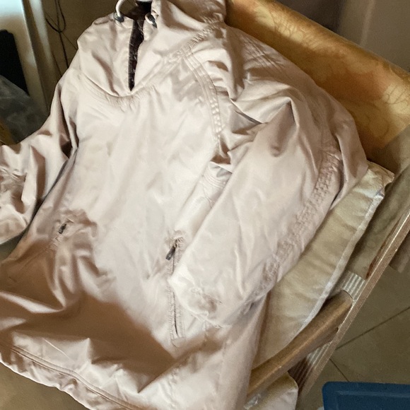 Obermeyer Ski Jacket - Picture 2 of 12